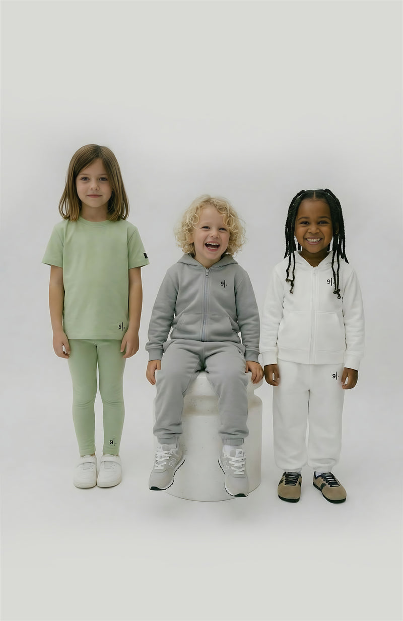 Sweat à capuche zippé confortable en bambou biologique pour garçons